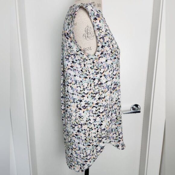 H M Sleeveless Blouse - Picture 3 of 5